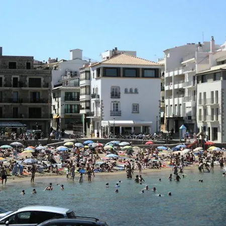 Front Mar -