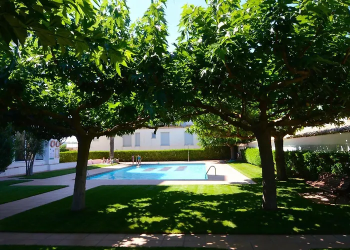 Front Mar 406 * L' Escala